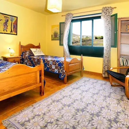 Holiday Eco Finca Alcairon * Masdache